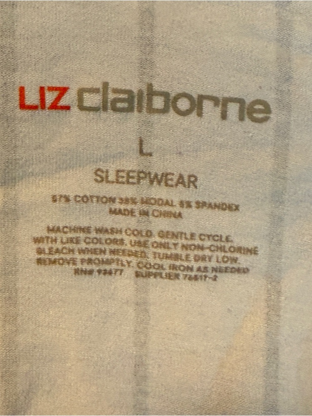 Liz Claiborne Sleepwear Set - Picture 6 of 7